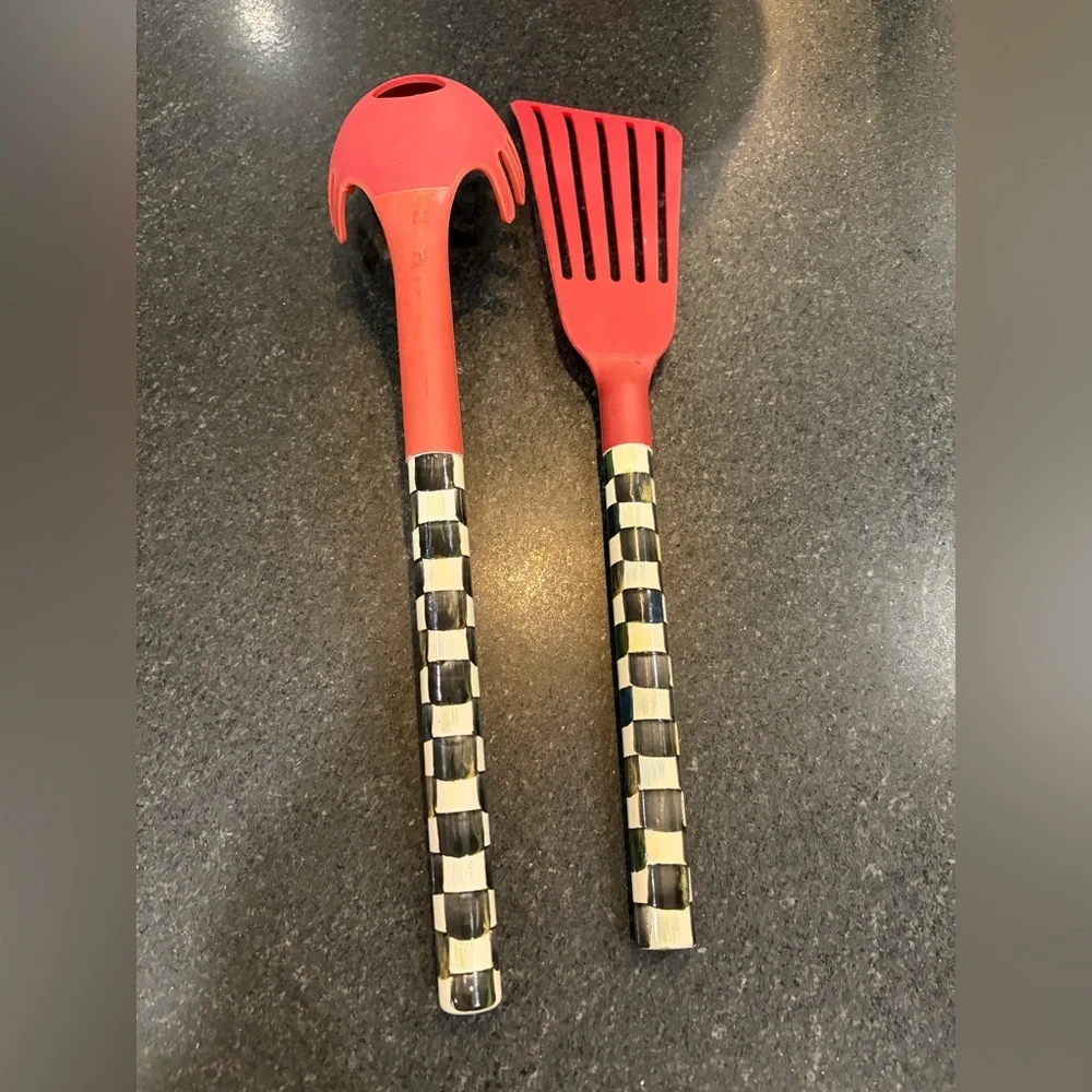Mackenzie Childs Courtly Check & Red kitchen utensils fish spatula & pasta spoon - Picture 2 of 4